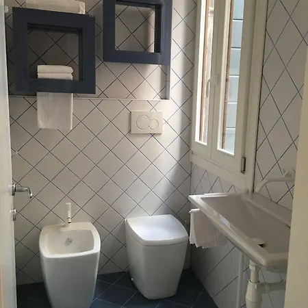 Πανσιόν San Marco Design 4*