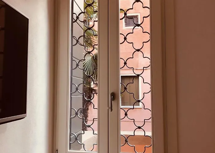 圣马可设计套房旅馆 招待所