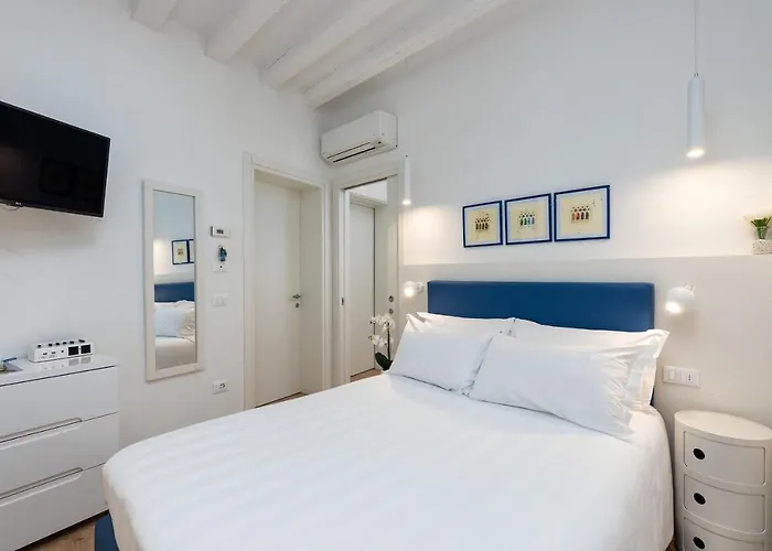 San Marco Design Gasthuis 4*